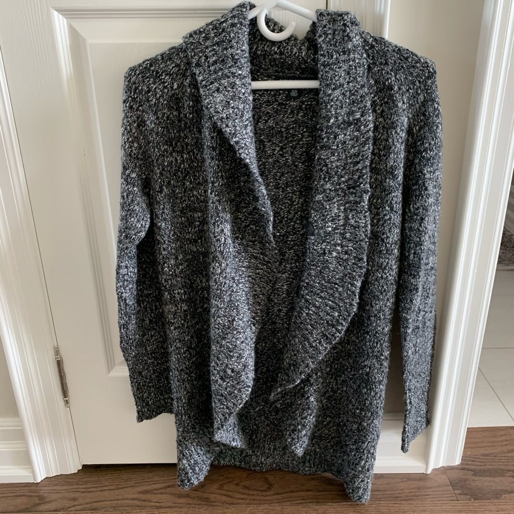 Banana Republic Knit Oversized Cardigan 🧶